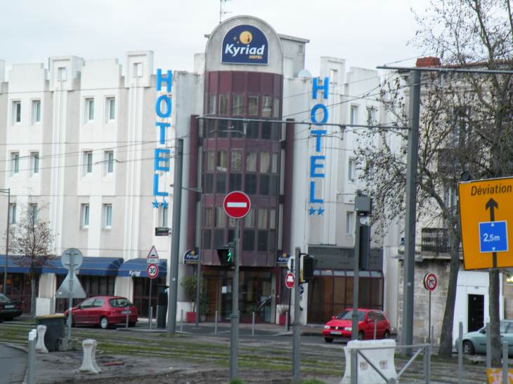  Kyriad Hotel